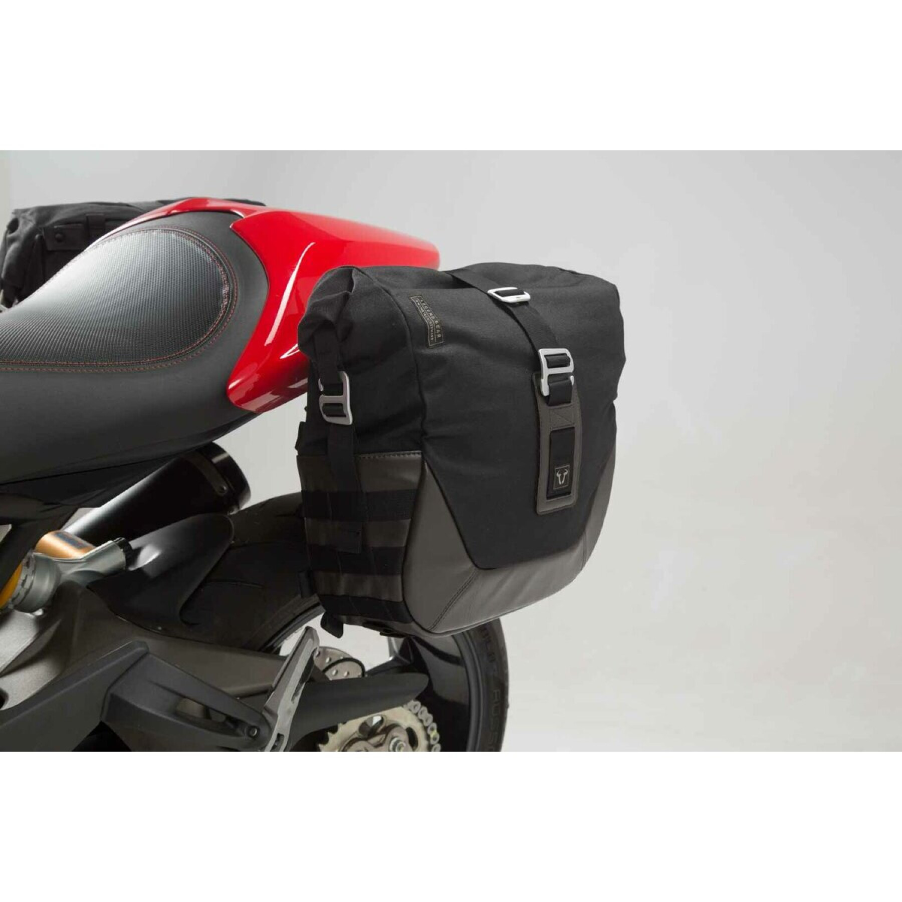 Sistema de maletas laterales SW-Motech Legend Gear Ducati Monster 1200/S